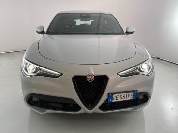 ALFA ROMEO CERTIFIED Alfa Romeo Stelvio 2020 2.2 T Veloce Q4 210cv Auto Usata - Suv Diesel Bianco - Parma - 2393722_2