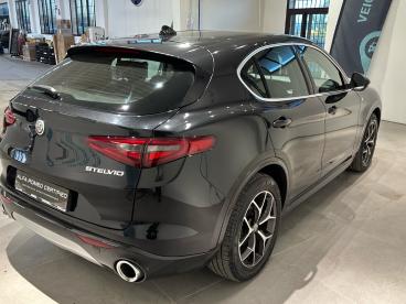 ALFA ROMEO CERTIFIED Alfa Romeo Stelvio 2.2 Turbodiesel 190 Cv At8 Q4 Ti Usata - Suv Diesel Nero - Bologna - 2396519_4