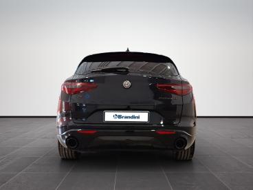 ALFA ROMEO CERTIFIED Alfa Romeo Stelvio 2.2 T Veloce Q4 210cv Auto Usata - Suv Diesel Nero - Pistoia - 2398064_5