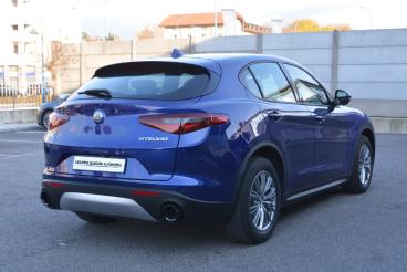 ALFA ROMEO CERTIFIED Alfa Romeo Stelvio 2022 2.2 T Super Business Q4 190cv Auto Usata - Suv Diesel Blu - Desenzano Del Garda - 2400638_3