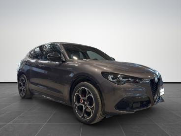 ALFA ROMEO CERTIFIED Alfa Romeo Stelvio 2.2 Turbodiesel 210 Cv At8 Q4 Veloce Usata - Suv Diesel Grigio - Pistoia - 2405352_3