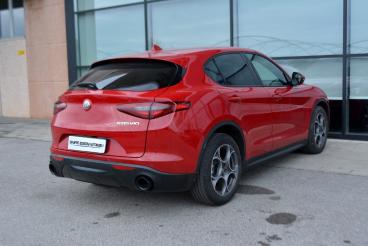 ALFA ROMEO CERTIFIED Alfa Romeo Stelvio 2022 2.2 T Sprint Rwd 160cv Auto Usata - Suv Diesel Rosso - Desenzano Del Garda - 2405909_3