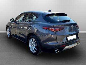 ALFA ROMEO CERTIFIED Alfa Romeo Stelvio 2017 2.2 T Executive Rwd 190cv Auto My19 Usata - Suv Diesel Grigio - Borgaro Torinese - 2407879_3