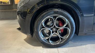 ALFA ROMEO CERTIFIED Alfa Romeo Stelvio 2.2 Turbodiesel 160 Cv At8 Rwd Veloce Usata - Suv Diesel Nero - Benevento - 2411776_3