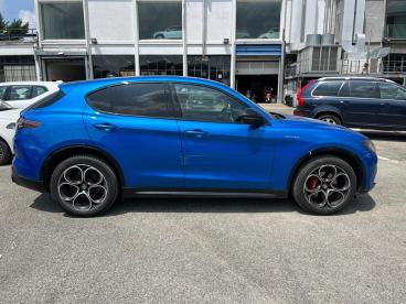 ALFA ROMEO CERTIFIED Alfa Romeo Stelvio 2.2 Turbodiesel 210 Cv At8 Q4 Veloce Usata - Suv Diesel Blu - Milano - 2411814_5