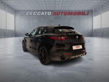 ALFA ROMEO CERTIFIED Alfa Romeo Stelvio 2.2 T Estrema Q4 210cv Auto Usata - Suv Diesel Nero - Padova - 2414115_3