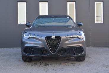 ALFA ROMEO CERTIFIED Alfa Romeo Stelvio 2023 2.2 T Veloce Q4 210cv Auto Usata - Suv Diesel Grigio - Desenzano Del Garda - 2422163_2