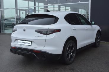 ALFA ROMEO CERTIFIED Alfa Romeo Stelvio 2023 2.2 T Veloce Q4 210cv Auto Usata - Suv Diesel Bianco - Desenzano Del Garda - 2423640_3