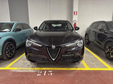 ALFA ROMEO CERTIFIED Alfa Romeo Stelvio 2.2 Turbo D 160cv Rosso Edizione At8 Rwd Usata - Suv Diesel Nero - Palermo - 2424599_2