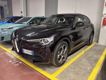 ALFA ROMEO CERTIFIED Alfa Romeo Stelvio 2.2 Turbo D 160cv Rosso Edizione At8 Rwd Usata - Suv Diesel Nero - Palermo - 2424599_4
