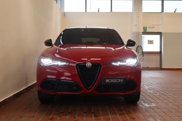 ALFA ROMEO CERTIFIED Alfa Romeo Stelvio 2023 2.2 T Veloce Q4 210cv Auto Usata - Suv Diesel Rosso - Desenzano Del Garda - 2425559_2