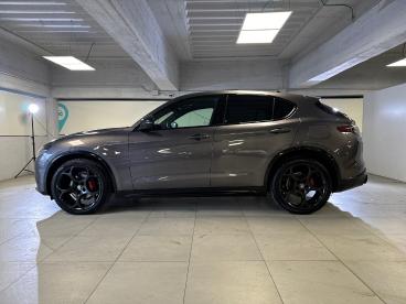 ALFA ROMEO CERTIFIED Alfa Romeo Stelvio 2.2 Td 210 Cv Sprint At8 Q4 Usata - Suv Diesel Grigio - Milano - 2427054_4