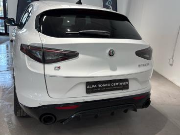 ALFA ROMEO CERTIFIED Alfa Romeo Stelvio 2.2 Td 210 Cv Veloce At8 Q4 Usata - Suv Diesel Bianco - Bologna - 2427772_4