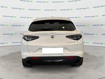 ALFA ROMEO CERTIFIED Alfa Romeo Stelvio 2023 2.2 T Sprint Rwd 160cv Auto Usata - Suv Diesel Bianco - Bari - 2430345_5