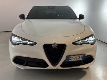 ALFA ROMEO CERTIFIED Alfa Romeo Stelvio 2023 2.2 T Veloce Q4 210cv Auto Usata - Suv Diesel Bianco - Parma - 2431608_2
