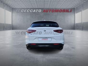 ALFA ROMEO CERTIFIED Alfa Romeo Stelvio 2.2 T Sprint Q4 190cv Auto Usata - Suv Diesel Bianco - Padova - 2433949_5