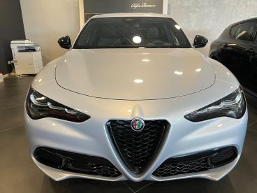 ALFA ROMEO CERTIFIED Alfa Romeo Stelvio 2.2 T Veloce Q4 210cv Auto Usata - Suv Diesel Grigio - Parma - 2434779_2