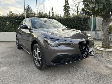 ALFA ROMEO CERTIFIED Alfa Romeo Stelvio 2.2 Turbodiesel 210 Cv At8 Q4 Sprint Usata - Suv Diesel Grigio - Reggio Emilia - 2435629_3
