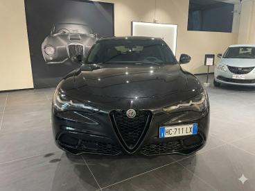 ALFA ROMEO CERTIFIED Alfa Romeo Stelvio 2.2 Turbo Diesel 160cv Sprint Usata - Suv Diesel Nero - Charvensod - 2435652_2