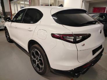 SPOTICAR Alfa Romeo Stelvio 2.2 Turbodiesel 210 Cv At8 Q4 Veloce Usata - Suv Diesel Bianco - Cesena - 502435997_5
