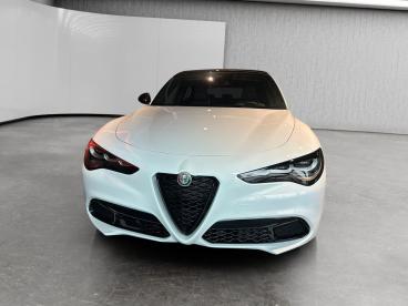 ALFA ROMEO CERTIFIED Alfa Romeo Stelvio 2.2 T Tributo Italiano Q4 210cv Auto Usata - Suv Diesel Bianco - Cuneo - 2436823_2