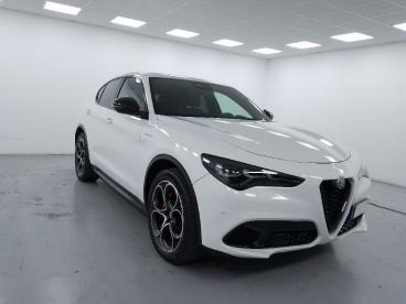 ALFA ROMEO CERTIFIED Alfa Romeo Stelvio 2.2 T Veloce Q4 210cv Auto Usata - Suv Diesel Bianco - Cuneo - 2436824_3