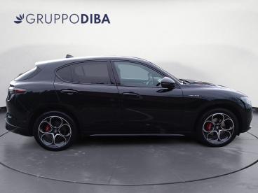 ALFA ROMEO CERTIFIED Alfa Romeo Stelvio 2023 2.2 T Veloce Rwd 160cv Auto Usata - Suv Diesel Nero - Rimini - 2438533_4