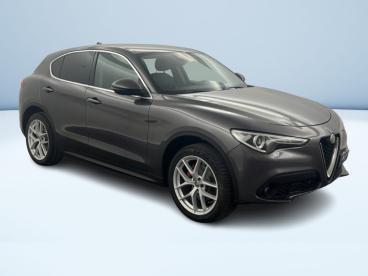 ALFA ROMEO CERTIFIED Alfa Romeo Stelvio 2.2 T Executive Q4 210cv Auto My19 Usata - Suv Diesel Grigio - Saronno - 2439226_2