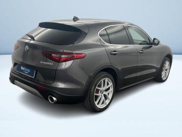 ALFA ROMEO CERTIFIED Alfa Romeo Stelvio 2.2 T Executive Q4 210cv Auto My19 Usata - Suv Diesel Grigio - Saronno - 2439226_4