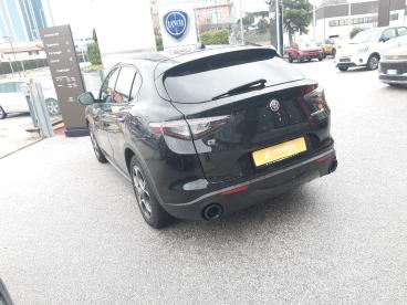 ALFA ROMEO CERTIFIED Alfa Romeo Stelvio 2.2 Td 210 Cv Sprint At8 Q4 Usata - Suv Diesel Nero - Campobasso - 2440945_3