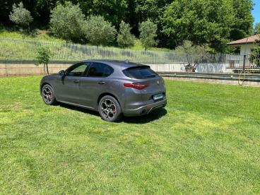 ALFA ROMEO CERTIFIED Alfa Romeo Stelvio 2.2 T Veloce Q4 210cv Auto Usata - Suv Diesel Grigio - Fisciano - 2442639_4