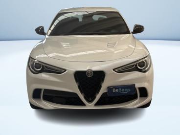 ALFA ROMEO CERTIFIED Alfa Romeo Stelvio 2.9 V6 Quadrifoglio Q4 510cv Auto Usata - Suv Benzina Bianco - Saronno - 2442654_2