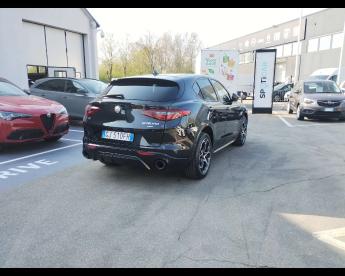 ALFA ROMEO CERTIFIED Alfa Romeo Stelvio 2.0 Turbo 280 Cv At8 Q4 Veloce Usata - Suv Benzina Nero - Sassuolo - 2442904_3