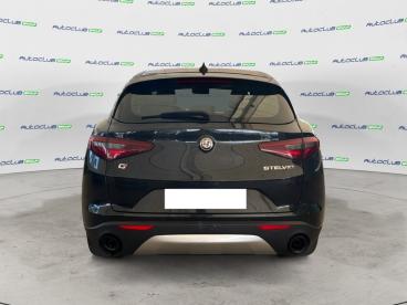 ALFA ROMEO CERTIFIED Alfa Romeo Stelvio 2022 2.2 T Super Business Q4 190cv Auto Usata - Suv Diesel Nero - Bari - 2442963_5