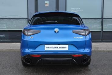 ALFA ROMEO CERTIFIED Alfa Romeo Stelvio 2023 2.2 T Veloce Q4 210cv Auto Usata - Suv Diesel Blu - Desenzano Del Garda - 2443415_4