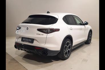 ALFA ROMEO CERTIFIED Alfa Romeo Stelvio 2023 2.2 T Veloce Q4 210cv Auto Usata - Suv Diesel Bianco - Desenzano Del Garda - 2443416_4
