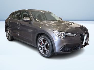 ALFA ROMEO CERTIFIED Alfa Romeo Stelvio 2.2 T Rosso Edizione Rwd 160cv Auto Usata - Suv Diesel Grigio - Saronno - 2445467_3