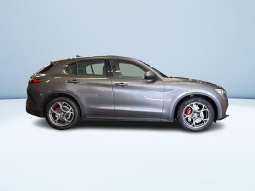 ALFA ROMEO CERTIFIED Alfa Romeo Stelvio 2.2 T Rosso Edizione Rwd 160cv Auto Usata - Suv Diesel Grigio - Saronno - 2445467_4