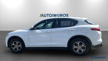 ALFA ROMEO CERTIFIED Alfa Romeo Stelvio 2022 2.2 T Super Business Q4 190cv Auto Usata - Suv Diesel Bianco - Borgaro Torinese - 2448431_2