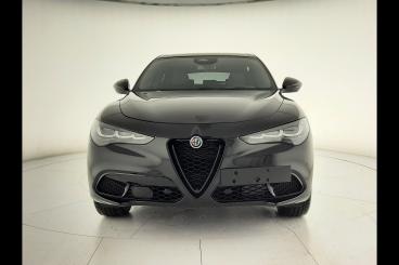 ALFA ROMEO CERTIFIED Alfa Romeo Stelvio 2023 2.2 T Veloce Q4 210cv Auto Usata - Suv Diesel Nero - Desenzano Del Garda - 2448441_2