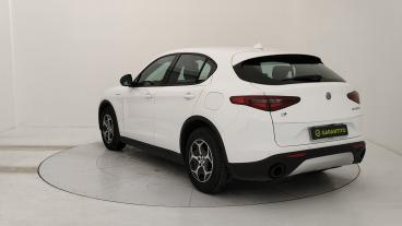 ALFA ROMEO CERTIFIED Alfa Romeo Stelvio 2022 2.2 T Super Business Q4 190cv Auto Usata - Suv Diesel Bianco - Borgaro Torinese - 2450439_3