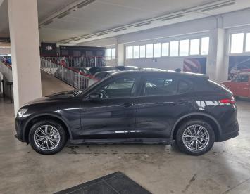 ALFA ROMEO CERTIFIED Alfa Romeo Stelvio 2.2 T Business Q4 190cv Auto Usata - Suv Diesel Nero - Orvieto - 2451089_3