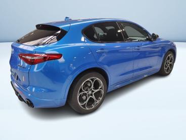 ALFA ROMEO CERTIFIED Alfa Romeo Stelvio 2.2 T Veloce Q4 210cv Auto Usata - Suv Diesel Blu - Saronno - 2458390_5