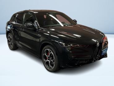 ALFA ROMEO CERTIFIED Alfa Romeo Stelvio 2.2 T Veloce Q4 210cv Auto Usata - Suv Diesel Nero - Saronno - 2458790_3