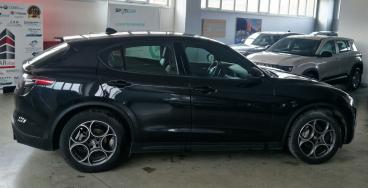 ALFA ROMEO CERTIFIED Alfa Romeo Stelvio 2.2 T Sprint Q4 210cv Auto Usata - Suv Diesel Nero - Orvieto - 2461724_3