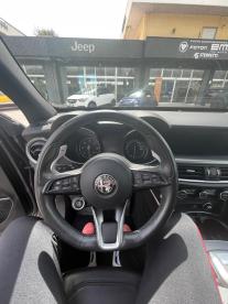 ALFA ROMEO CERTIFIED Alfa Romeo Stelvio 2.2 Td 210 Cv Veloce At8 Q4 Usata - Suv Diesel Grigio - Avezzano - 2463451_3