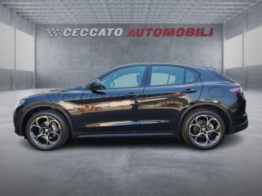 ALFA ROMEO CERTIFIED Alfa Romeo Stelvio 2.0 T Sprint Q4 280cv Auto Usata - Suv Benzina Nero - Padova - 2466019_2