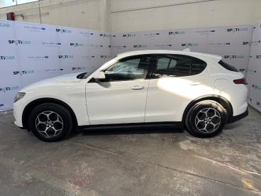 ALFA ROMEO CERTIFIED Alfa Romeo Stelvio My22 2.2 Turbo Diesel 190 Cv Awd Super Business Usata - Suv Diesel Bianco - Roma - 2467906_4