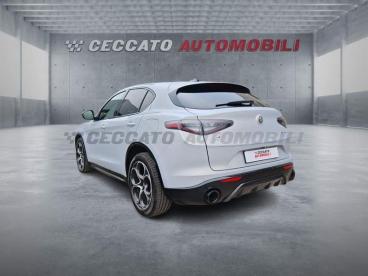 ALFA ROMEO CERTIFIED Alfa Romeo Stelvio 2.2 T Veloce Q4 210cv Auto Usata - Suv Diesel Bianco - Padova - 2468072_3