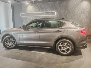 ALFA ROMEO CERTIFIED Alfa Romeo Stelvio 2.2 Td 160 Cv Sprint At8 Rwd Usata - Suv Diesel Grigio - Grugliasco - 2469892_3